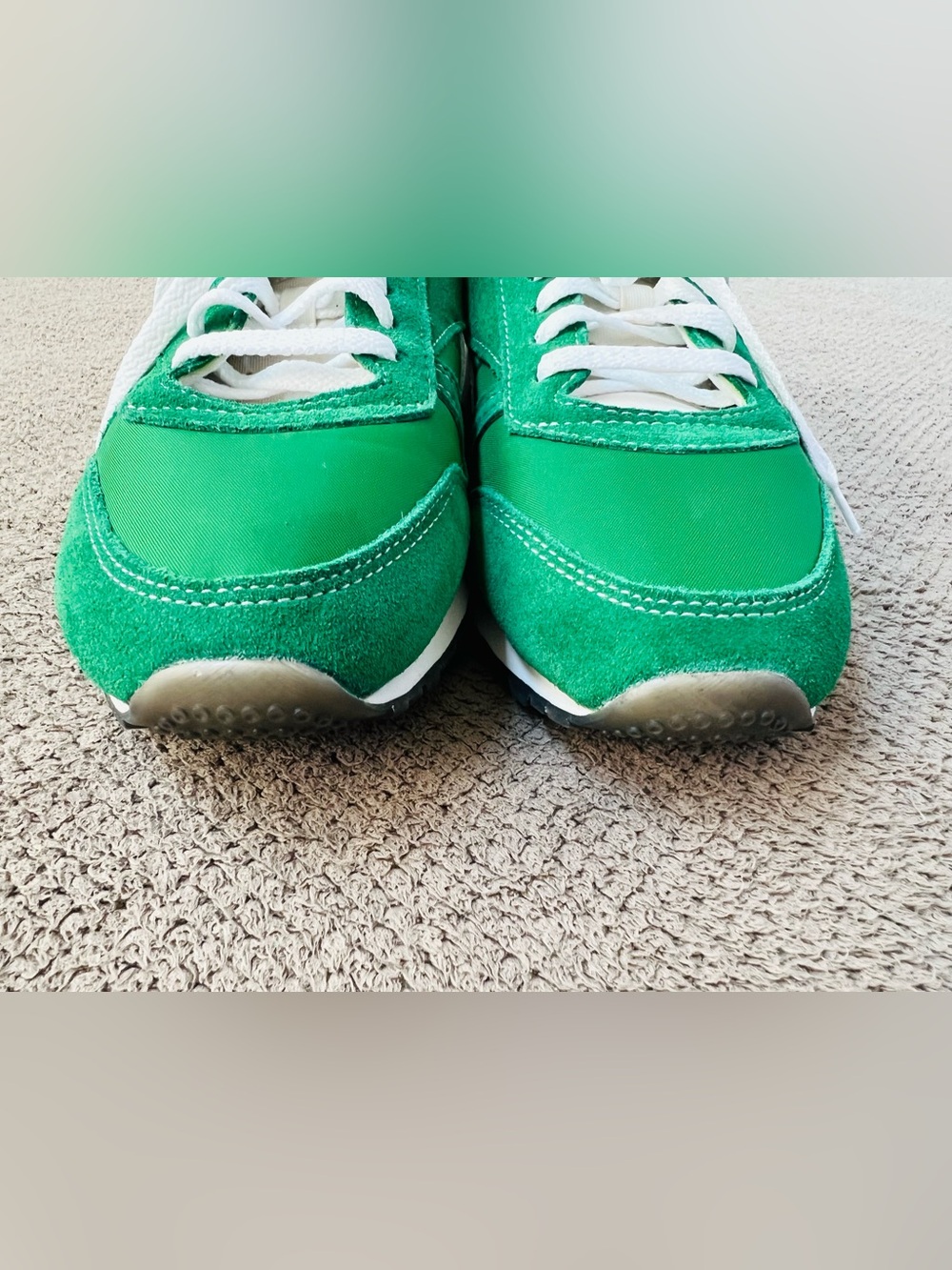 Reebok Human Rights Women’s Size 9 Green Suede Classic Court Low Top Sneakers - Picture 4 of 11